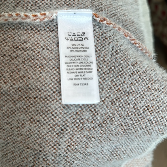 Nwt Rachel Zoe sweater jacket. Size medium - Picture 6 of 6